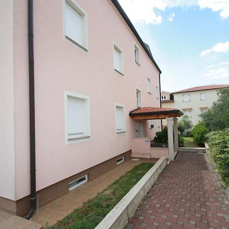 Apartment Mendikovic Porec Exterior photo
